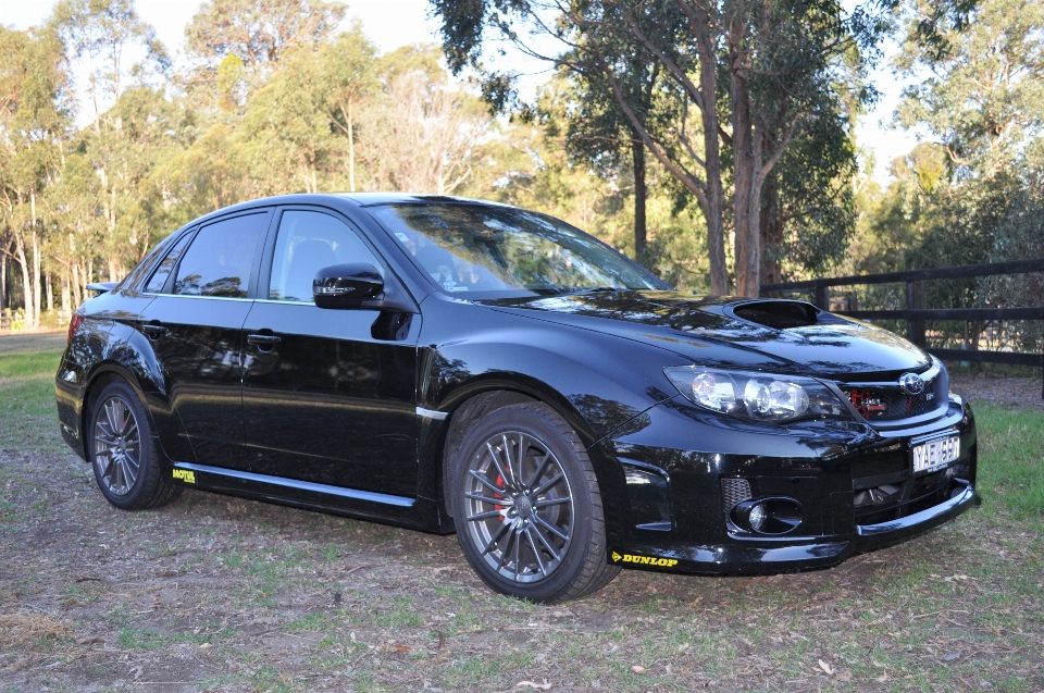 Carro roda automóvel veículo