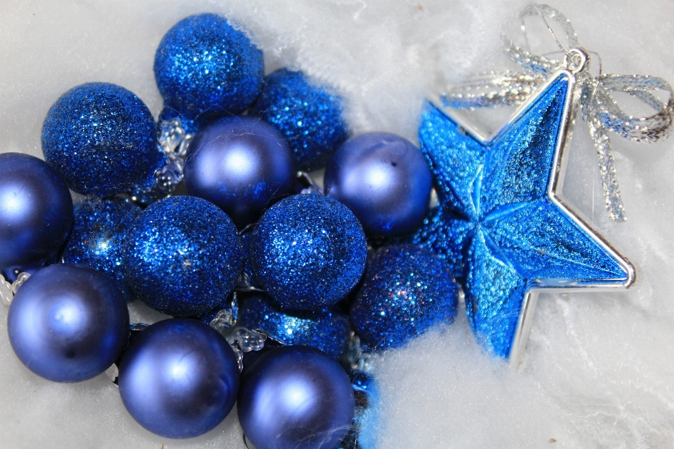 Star glass decoration blue