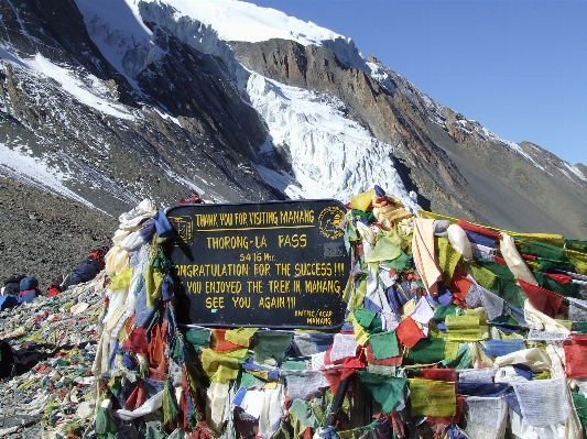 Foto Pegunungan
 nepal trekking limbah