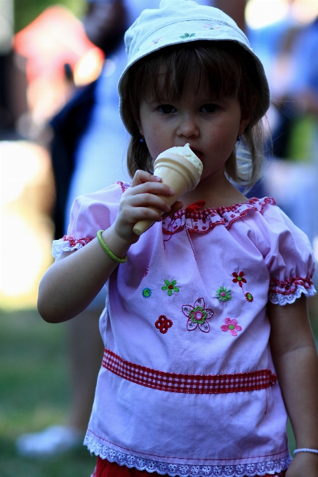 Chica dulce niño verano