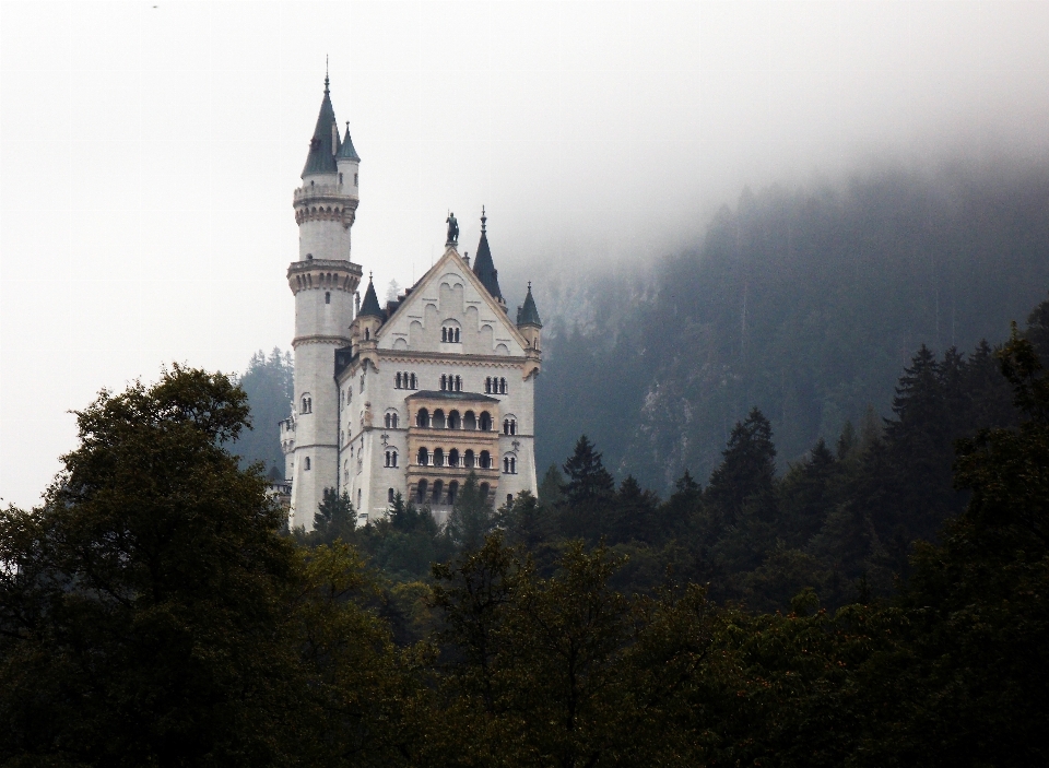 Berg die architektur nebel gebäude