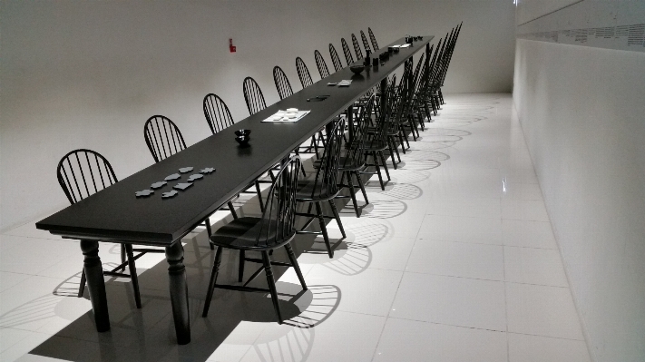 Foto Mesa preto e branco
 reunião arquiteto