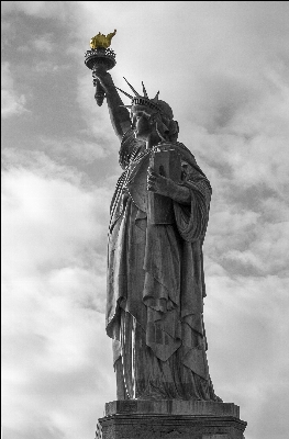 Foto Bianco e nero
 new york monumento statua