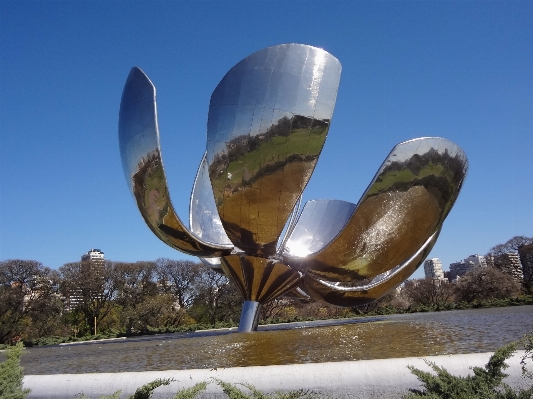 Flower wind monument statue Photo