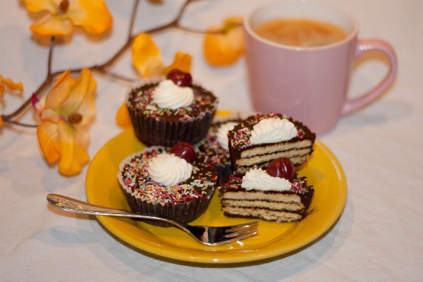 Coffee sweet floral dish Photo