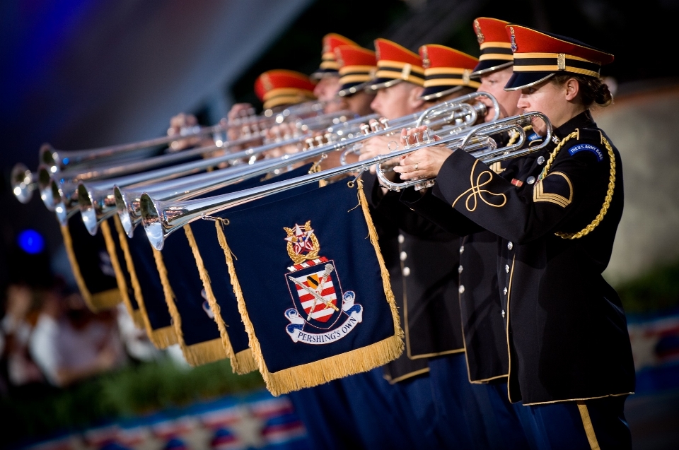 Música jugar ejército músico