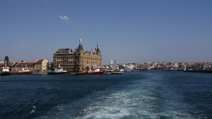 Sea coast railway skyline Photo