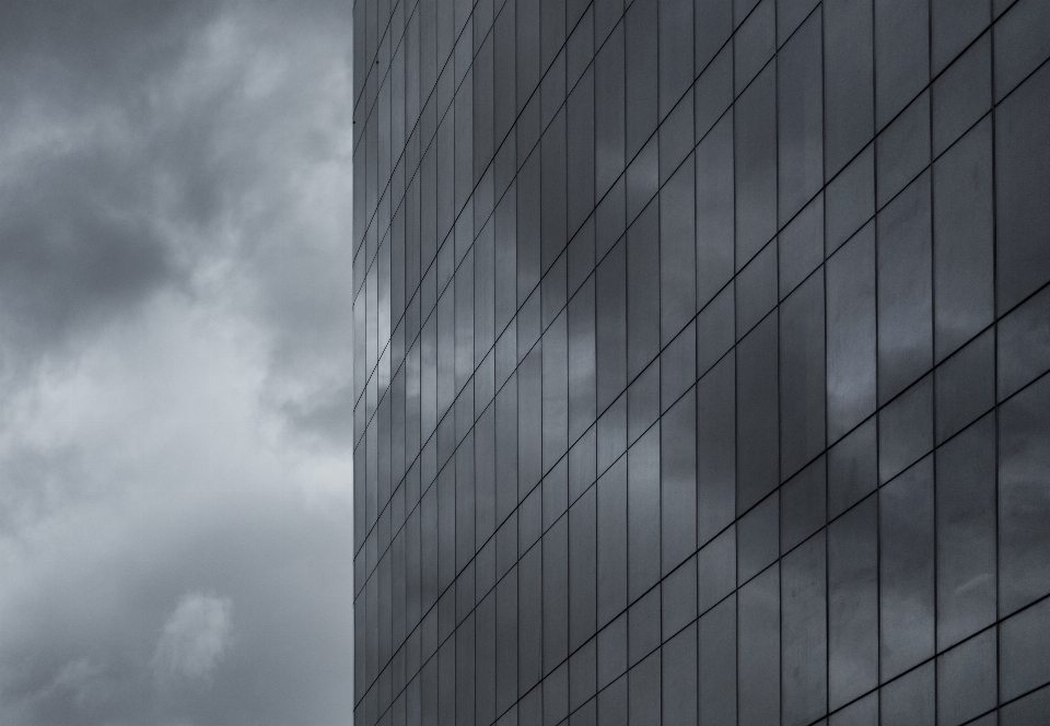 Luz nuvem preto e branco
 arquitetura