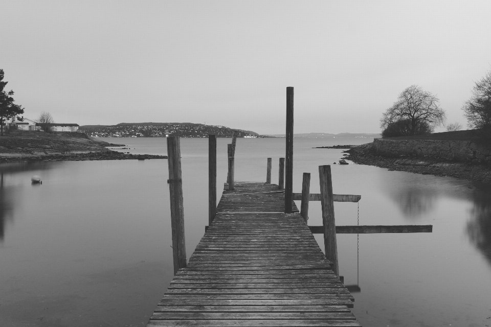 Sea water winter dock