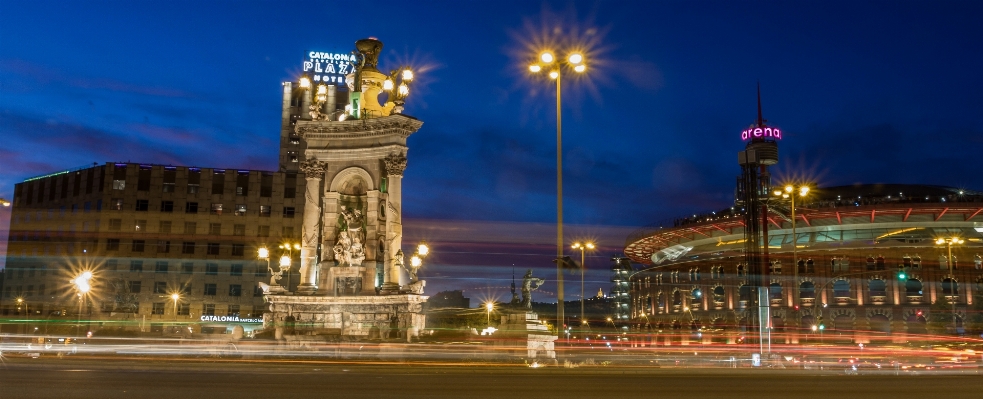 Horizont nacht stadt wolkenkratzer Foto