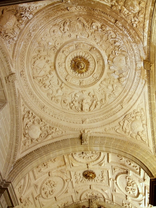 Structure building ceiling cathedral