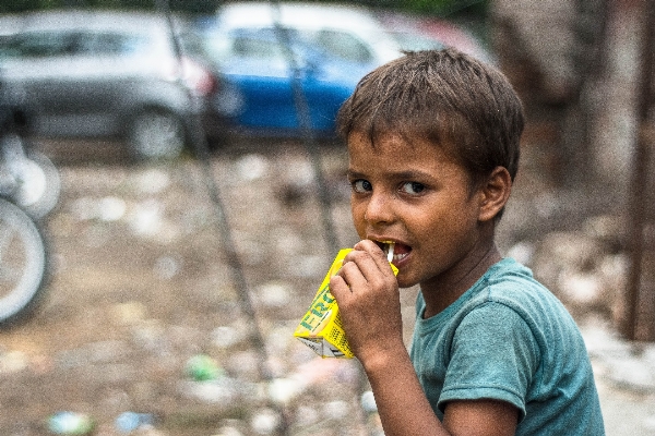 Foto Pria orang rakyat anak laki-laki