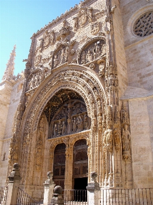 Foto Arquitectura edificio arco entrada