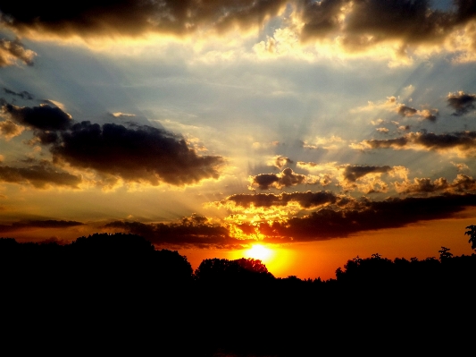 Foto água horizonte nuvem céu