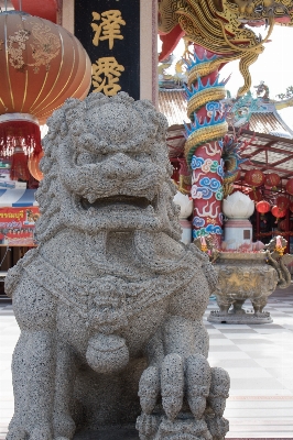 Foto Monumento statua luogo di culto
 scultura