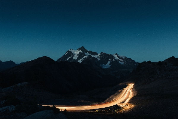 Horizon mountain snow light Photo