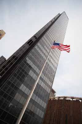 Foto Arsitektur bangunan gedung pencakar langit new york