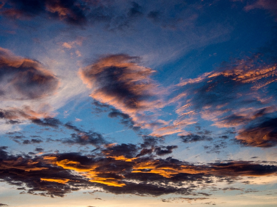 Sea horizon cloud sky