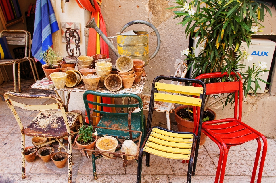 France color furniture still life