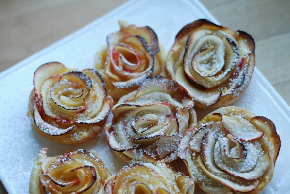 Foto Apple manis piring makanan