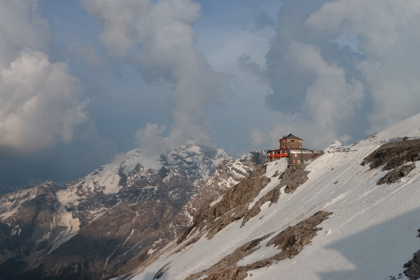 Foto Natura montagna nevicare inverno