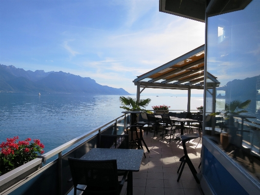 Foto Laut dock matahari terbenam restoran