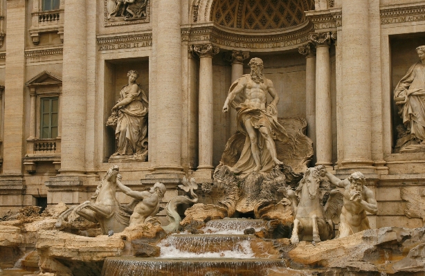 Wasser palast monument statue Foto