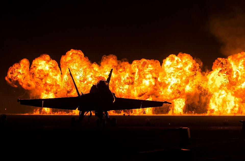 Night tarmac military usa