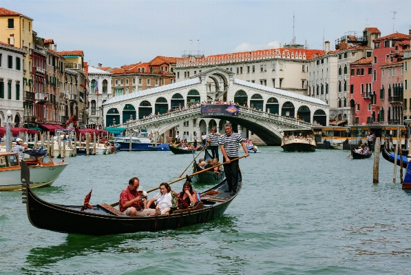 Boat canal vehicle italy Photo