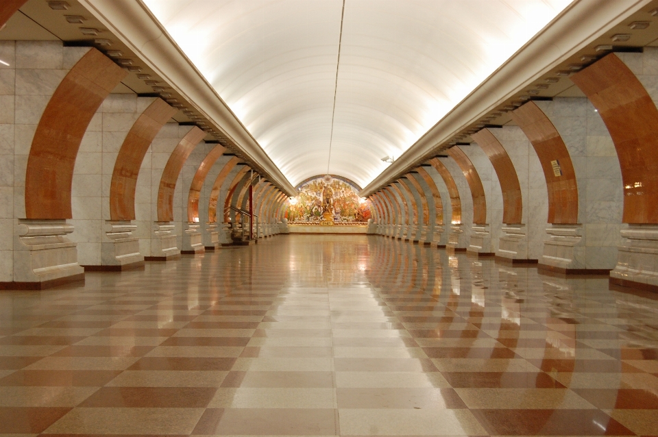 Architecture floor building subway