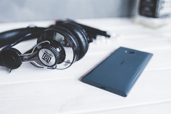 Smartphone mobile music technology Photo