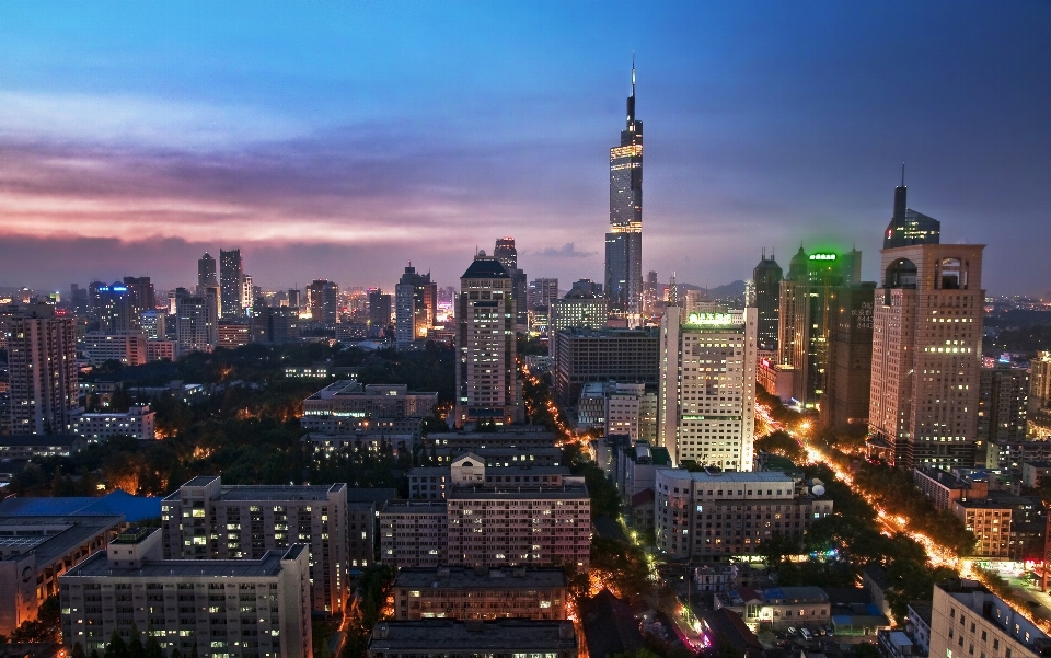 Cakrawala kaki langit malam kota