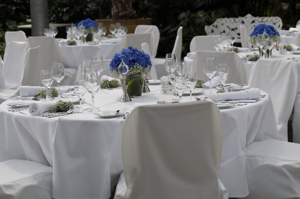 Foto Mesa branco flor restaurante