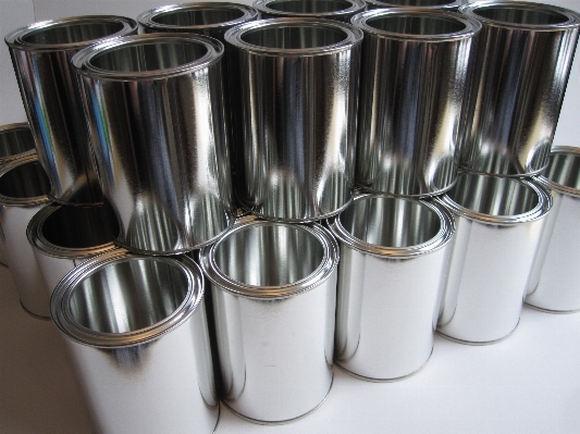 White cup metal stack Photo