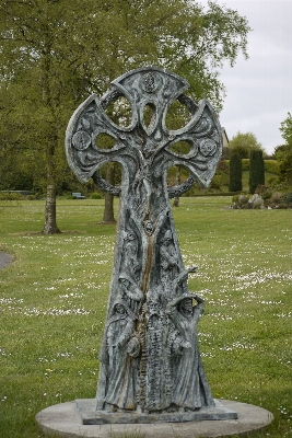 Monument statue religion cross Photo