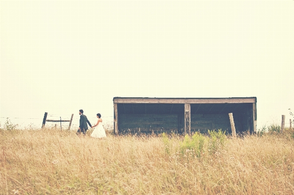 Man landscape grass woman Photo