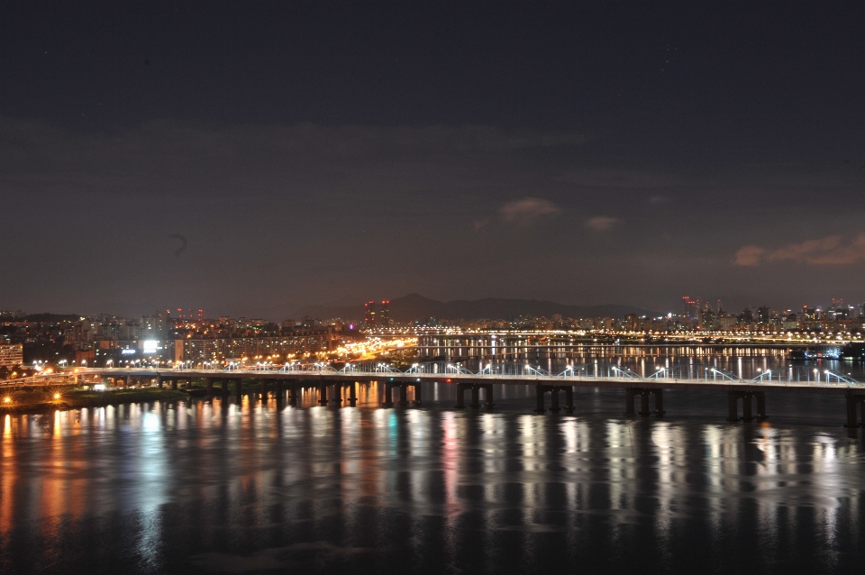 Sea horizon bridge skyline