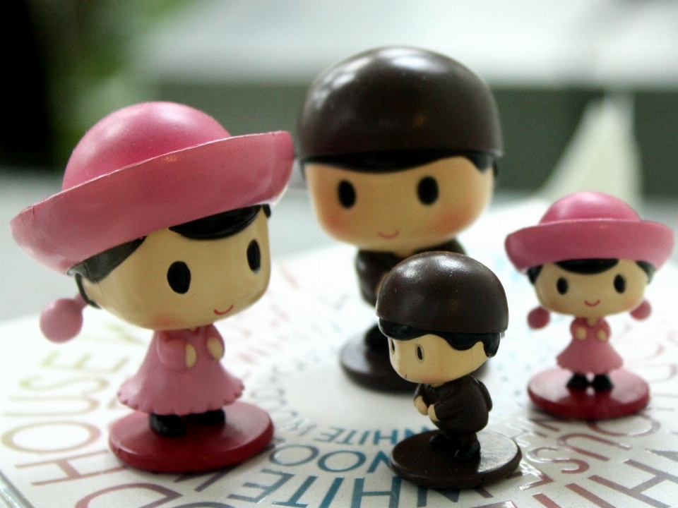 Bay pink toy family