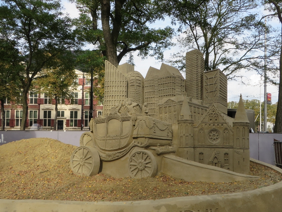 Sand monument skulptur denkmal