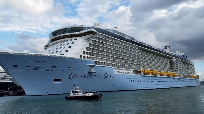 Sea water boat ship Photo