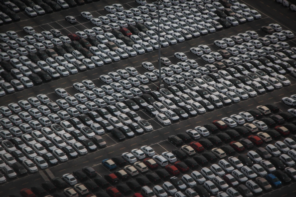 Teknologi mobil parkir mengangkut