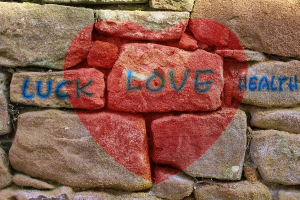 Rock wall stone love Photo