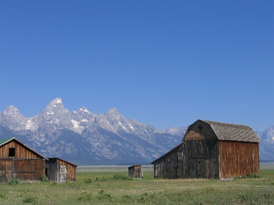 Landscape mountain prairie countryside Photo