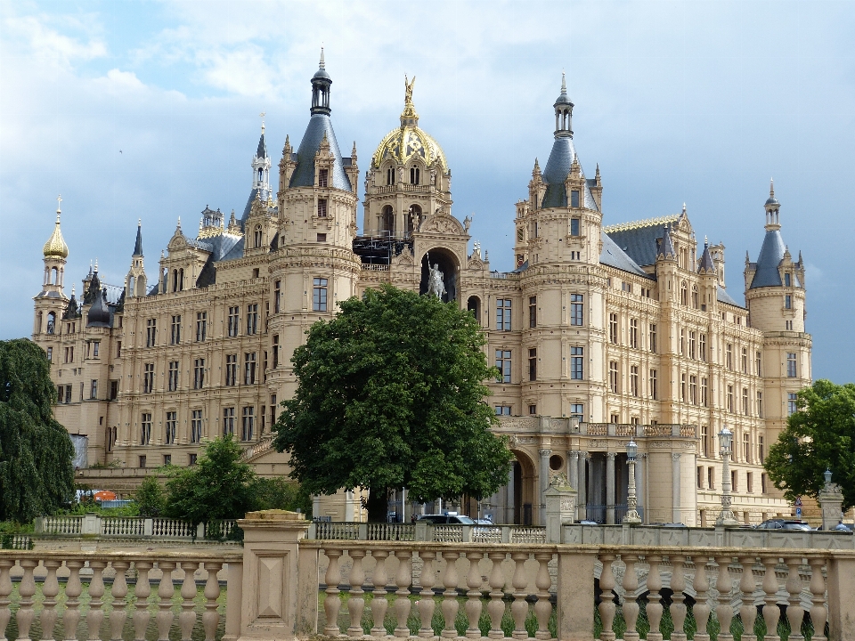 Die architektur gebäude chateau
 palast