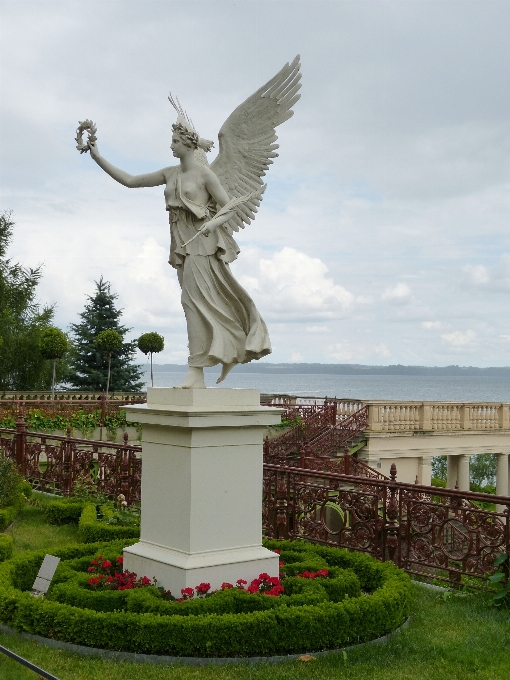 Arquitetura lago monumento estátua