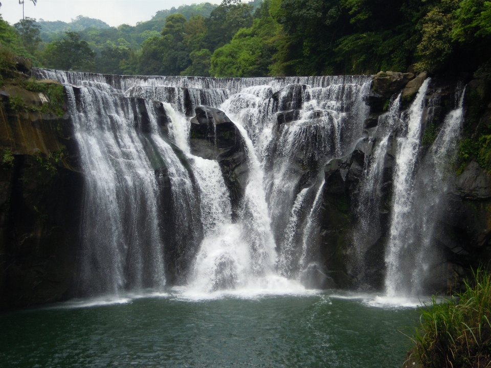 Eau cascade plan d'eau
 chutes