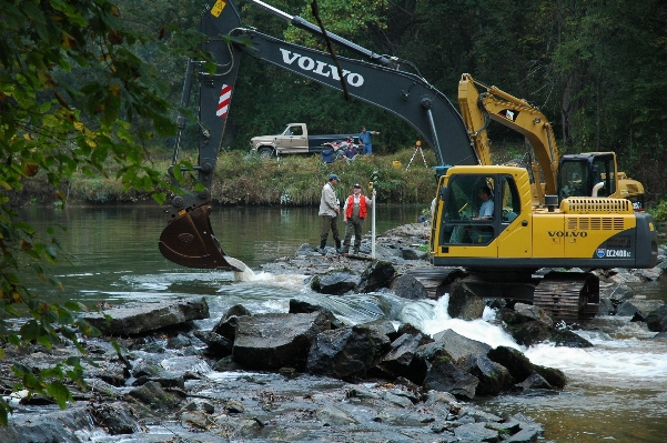 Work water building river Photo