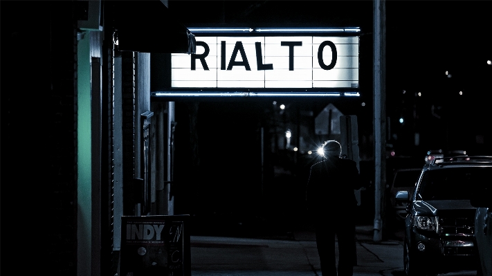 Photo Rue nuit ville sombre