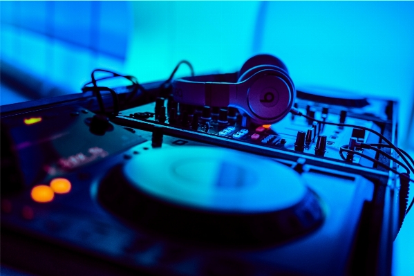 Music turntable light photography Photo