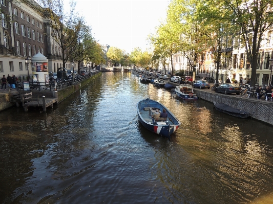 Boot fluss kanal
 fahrzeug Foto